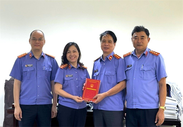 Viện KSND thành phố Hà Nội tổ chức thăm hỏi, tặng quà thân nhân gia đình Liệt sĩ nhân dịp kỷ niệm 77 năm ngày Thương binh, Liệt sĩ